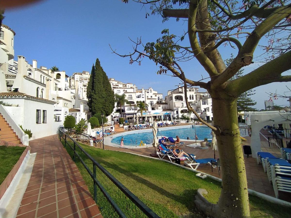 Pueblo Evita Benalmadena Appartement Pres De La Plage Avec Piscine Bagian luar foto